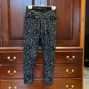 Womens camo print AWEECAALY Leggings